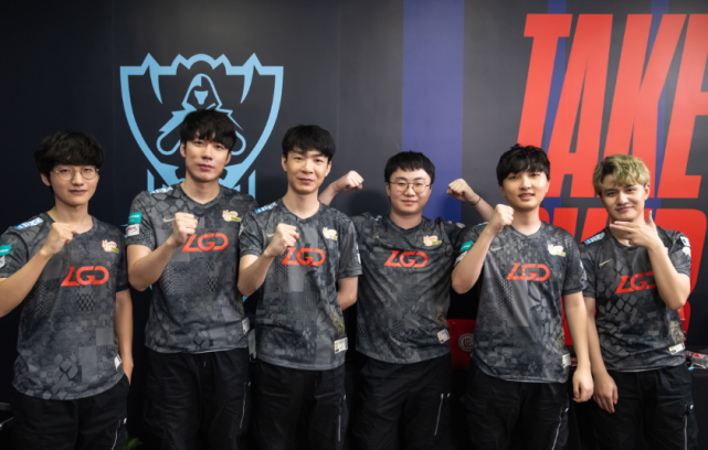 他们的发展 他们的发展