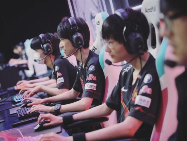 并在世界排 并在世界排