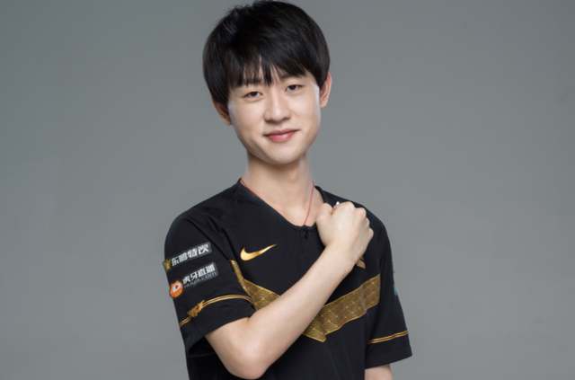 成为勒沃库 成为勒沃库