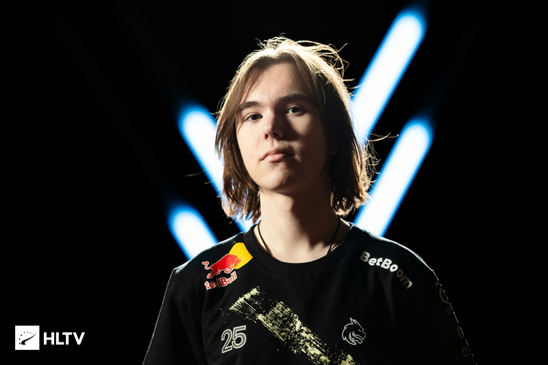 许多艺术家 许多艺术家