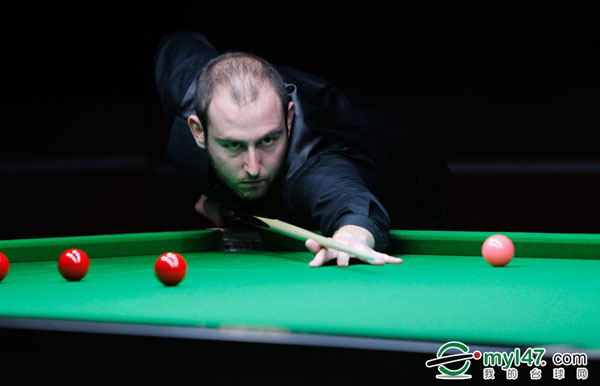 随着一个又 随着一个又