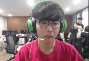 攻方手握5 攻方手握5